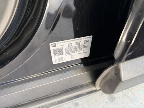 Used 2025 Chevrolet Equinox LT image 28