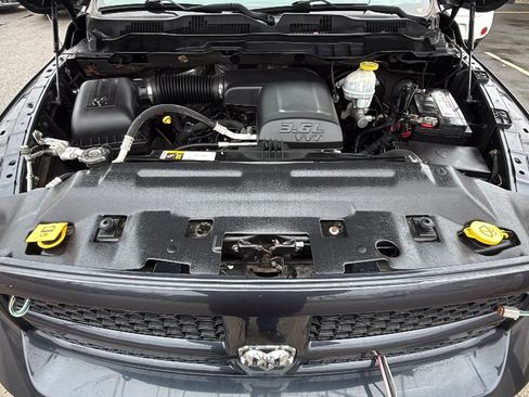 Used 2019 RAM 1500 Express w/ Express Value Package AWD/4WD image 21