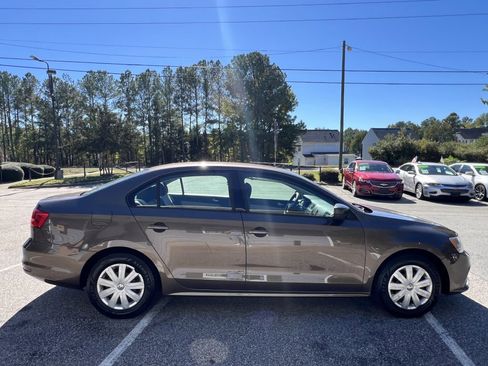 Used 2015 Volkswagen Jetta S FWD image 4