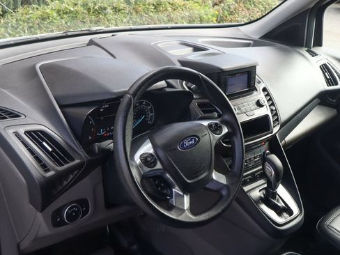 Used 2021 Ford Transit Connect XL FWD image 25