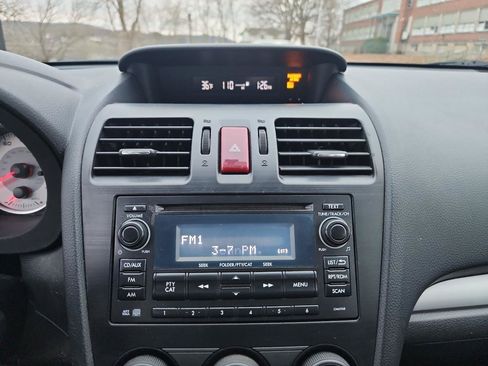 Used 2012 Subaru Impreza 2.0i Premium w/ All-Weather Pkg AWD/4WD image 16