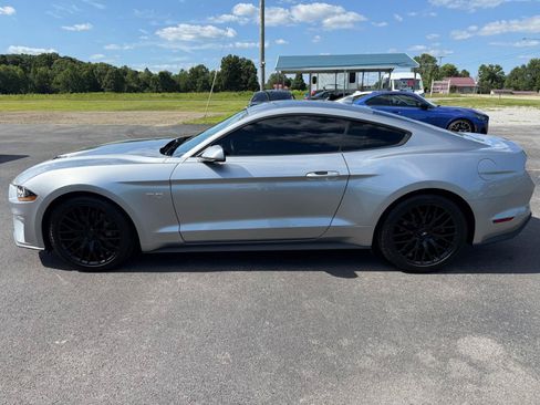 Used 2020 Ford Mustang GT RWD image 5