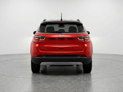 Used 2025 Jeep Compass Limited AWD/4WD image 7
