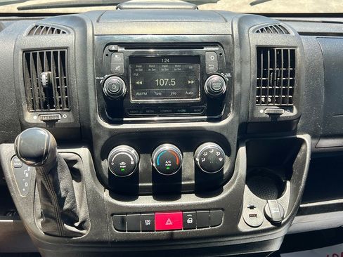 Used 2017 RAM ProMaster 1500 image 17