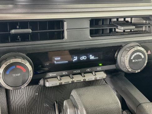 Used 2025 Toyota 4Runner SR5 AWD/4WD image 24