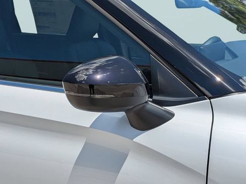 New 2026 Mitsubishi Outlander LE FWD image 12