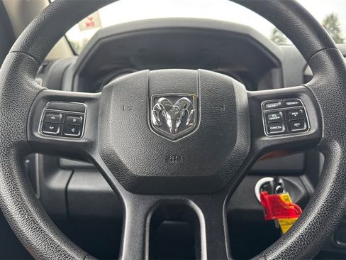 Used 2016 RAM 1500 Express image 19