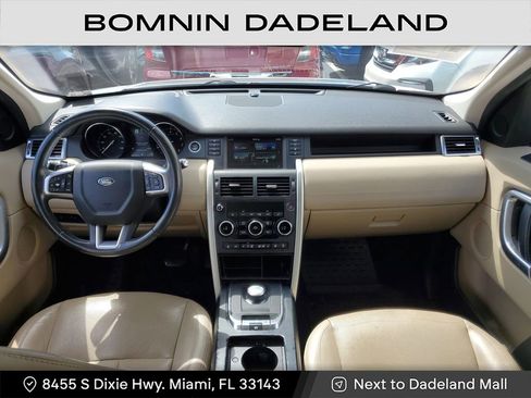 Used 2019 Land Rover Discovery Sport HSE image 13