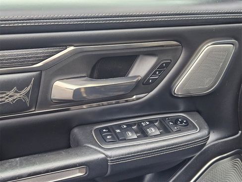 Used 2019 RAM 1500 Limited image 11