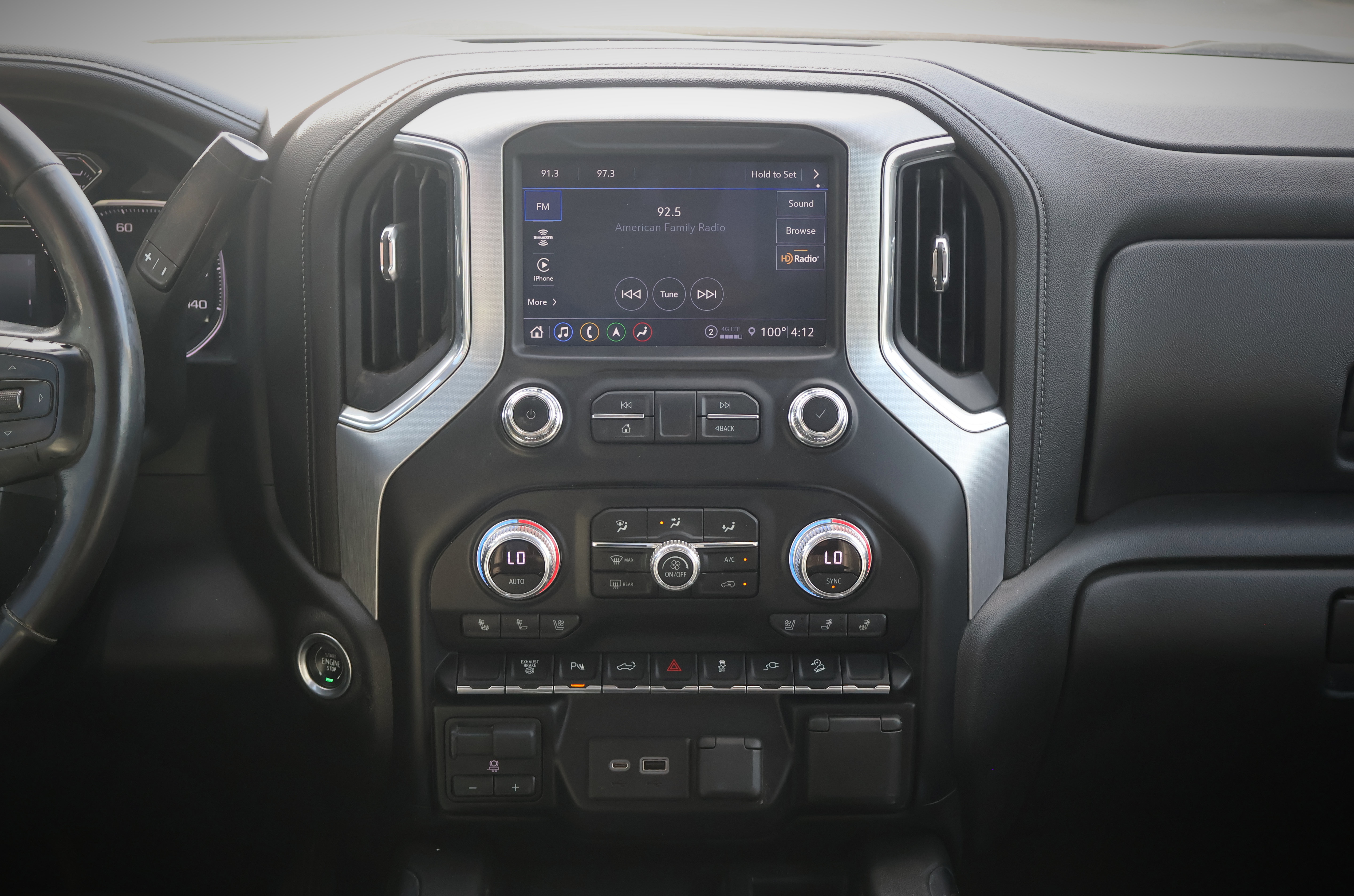Used 2021 GMC Sierra 2500 SLT w/ SLT Premium Package AWD/4WD image 15