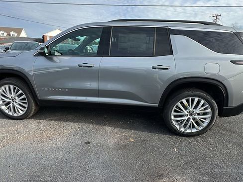 New 2026 Chevrolet Traverse LT w/ Driver Confidence Package image 8