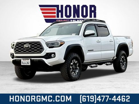 Used 2020 Toyota Tacoma TRD Off-Road image 7