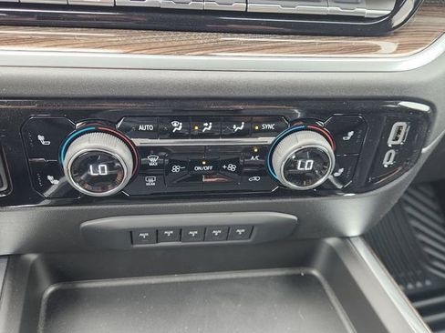 New 2026 Chevrolet Silverado 3500 LT w/ Texas Edition AWD/4WD image 21