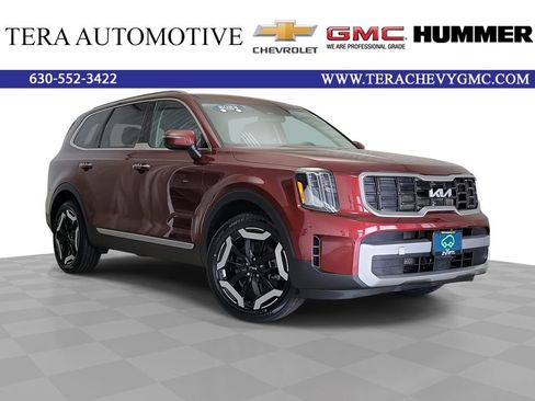 Used 2023 Kia Telluride S image 1