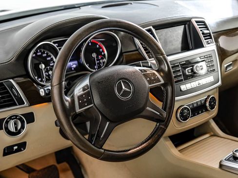 Used 2015 Mercedes-Benz GL 320 BlueTEC 4MATIC image 15