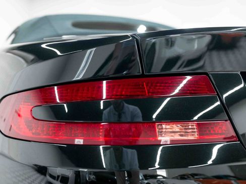 Used 2006 Aston Martin DB9 Volante RWD image 35