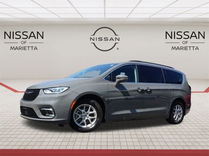 Used 2022 Chrysler Pacifica Touring-L