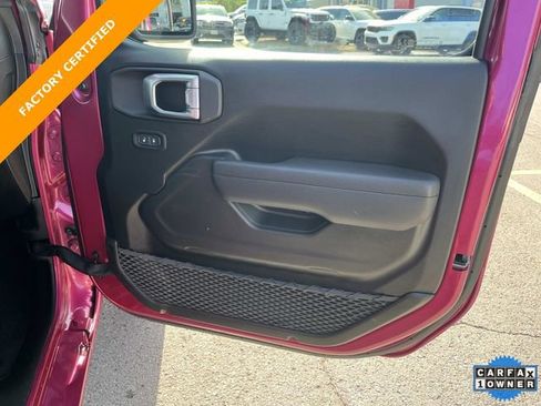 Certified 2024 Jeep Wrangler Sport AWD/4WD image 17