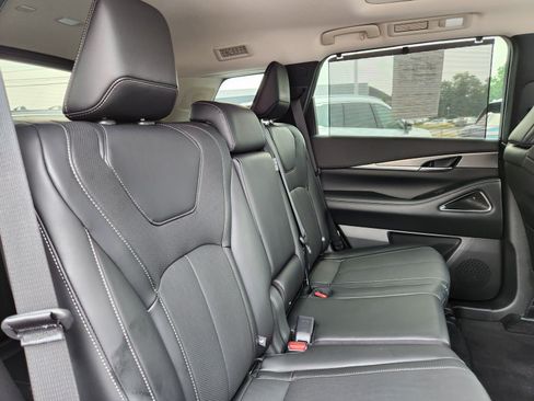 Certified 2026 INFINITI QX60 Luxe w/ Cargo Package AWD/4WD image 16