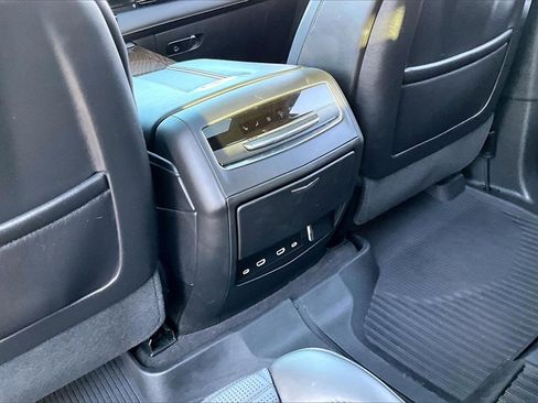 Used 2023 Cadillac Escalade Sport Platinum image 25