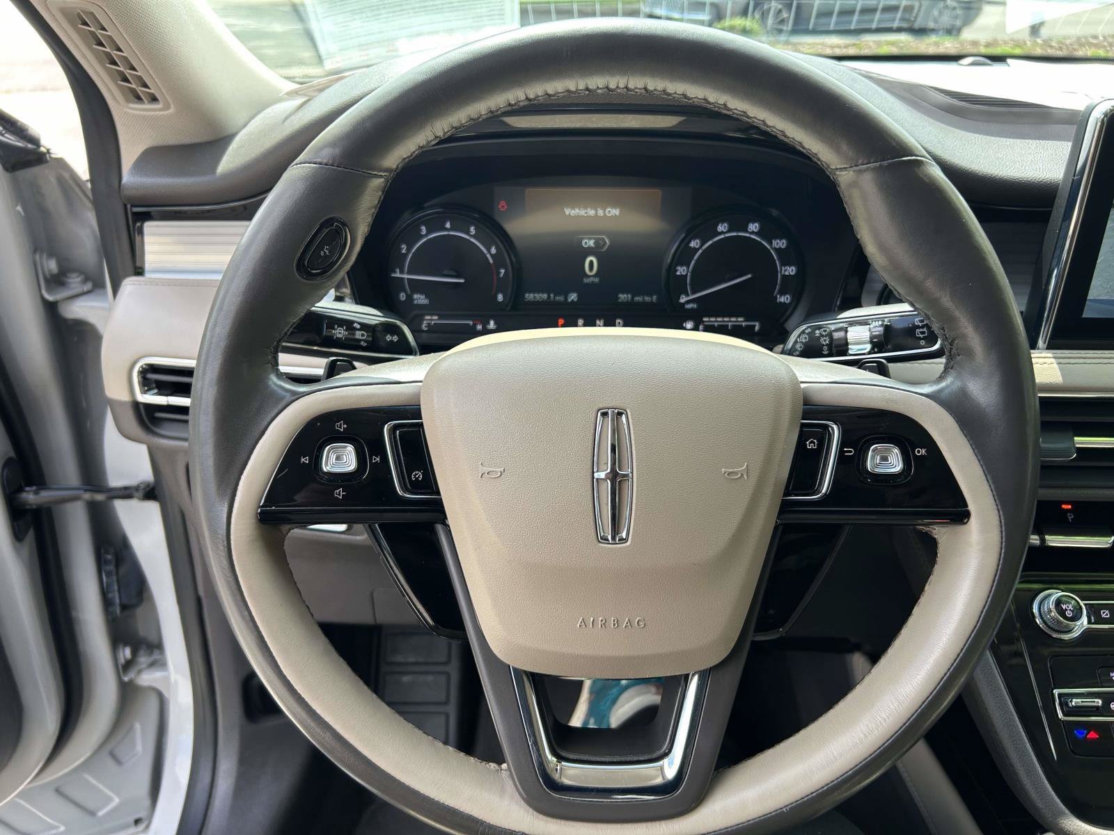 Used 2022 Lincoln Corsair AWD w/ Premium Package image 33