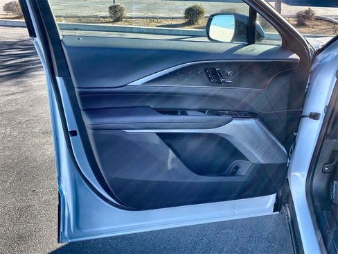 Certified 2026 Cadillac Lyriq Premium Luxury image 19