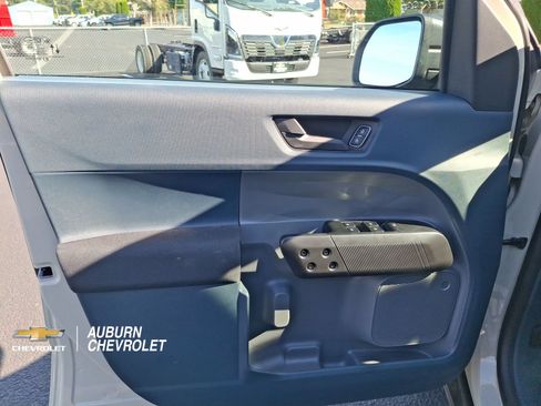 Used 2025 Ford Maverick XL FWD image 15