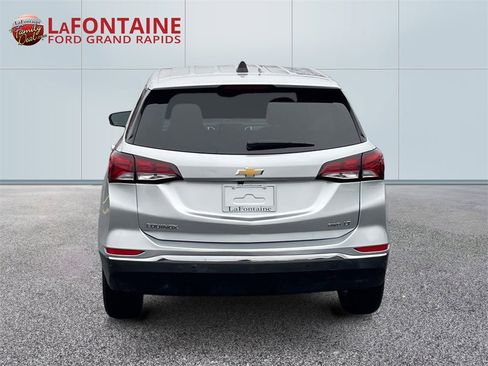 Used 2022 Chevrolet Equinox LT image 6