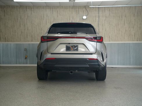 Used 2024 Lexus NX 350h AWD w/ Vision Package image 8