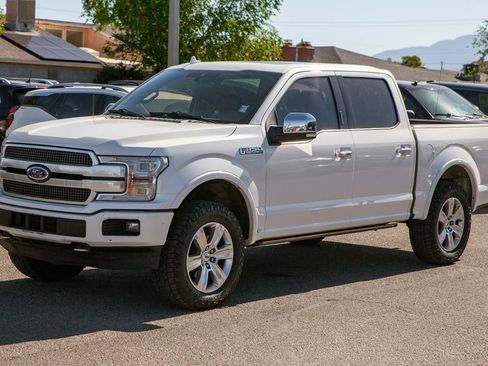 Used 2018 Ford F150 Platinum w/ Equipment Group 701A Luxury AWD/4WD image 9