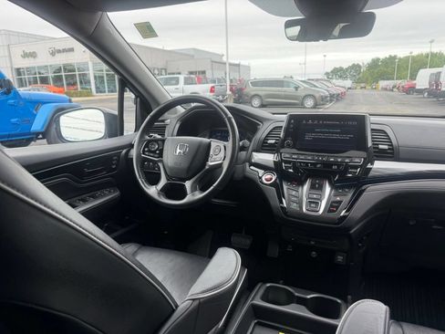 Used 2024 Honda Odyssey Elite image 58