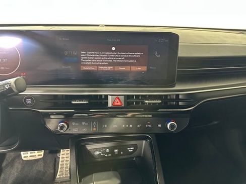 Used 2025 Kia K5 GT w/ GT1 Package image 21