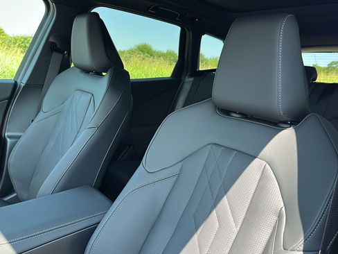 New 2026 BMW X3 xDrive30 w/ Premium Package image 11