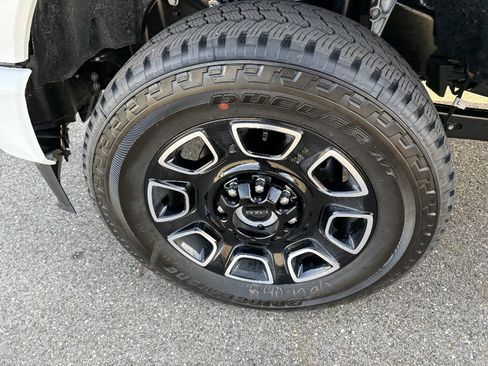 New 2026 Ford F350 Platinum AWD/4WD image 12