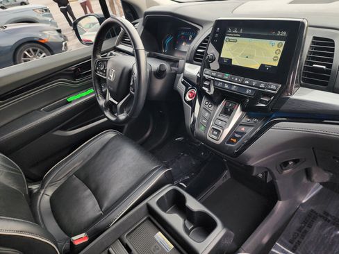 Certified 2021 Honda Odyssey Elite image 16