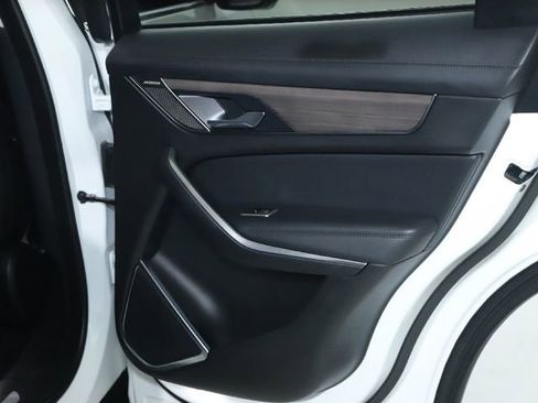 Used 2021 Jaguar F-PACE S image 27