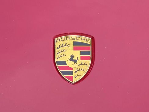 Certified 2022 Porsche Macan image 27