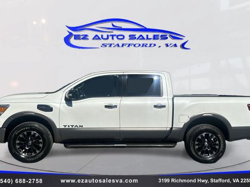 Used 2017 Nissan Titan Platinum Reserve image 8