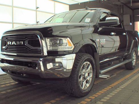 Used 2016 RAM 2500 Limited AWD/4WD image 9