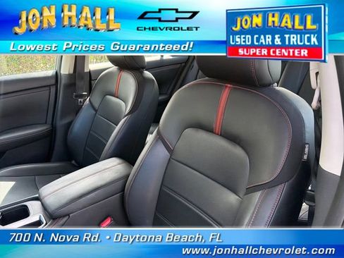 Used 2025 Nissan Sentra SR w/ SR Premium Package FWD image 15