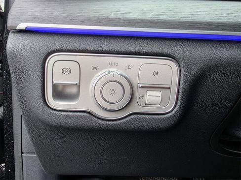 Certified 2025 Mercedes-Benz GLS 450 4MATIC image 14