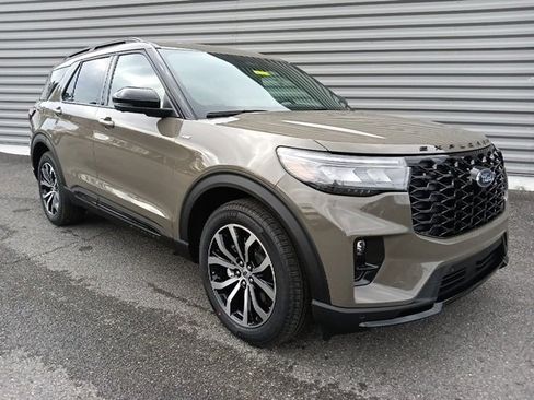 New 2026 Ford Explorer ST-Line w/ Premium Package image 1