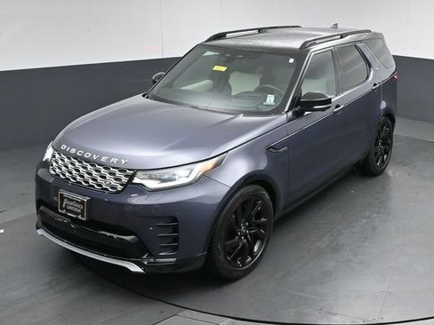 Used 2024 Land Rover Discovery Metropolitan Edition AWD/4WD image 48