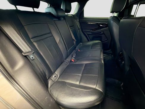 Used 2020 Land Rover Range Rover Evoque R-Dynamic SE image 13
