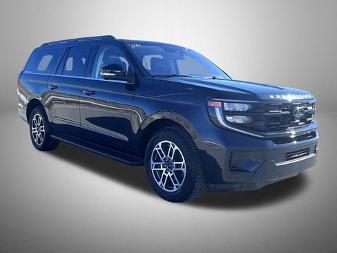 Used 2025 Ford Expedition Max Active image 3
