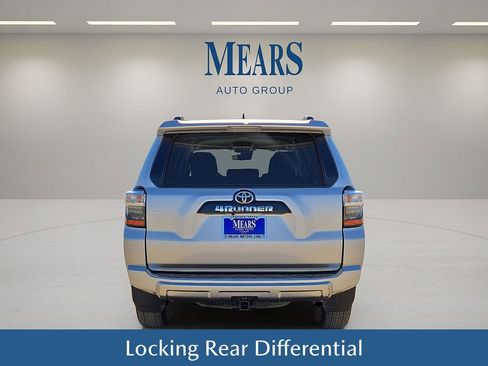 Used 2024 Toyota 4Runner TRD Off-Road Premium image 5