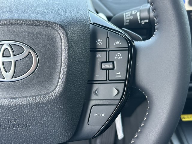 Used 2026 Toyota C-HR AWD/4WD image 14