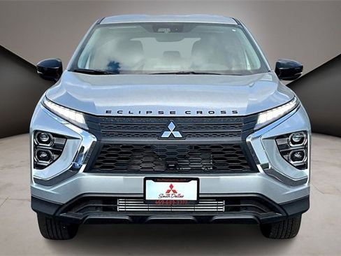 New 2026 Mitsubishi Eclipse Cross LE image 3