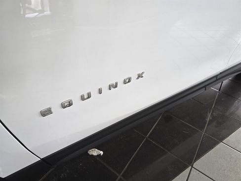 Used 2020 Chevrolet Equinox LT image 28