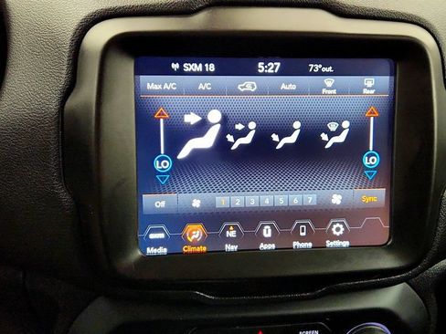 Used 2022 Jeep Renegade Latitude AWD/4WD image 20